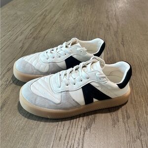 MIA Leather Retro Sneakers Size 6.5 White/Black Gum Sole